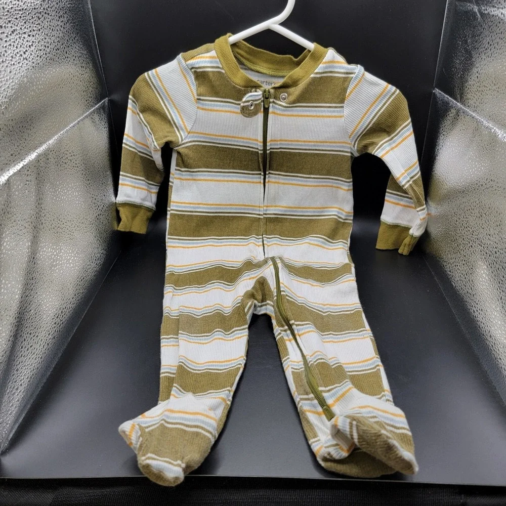 Carter's Boy Ribbed Pajamas Size 9 Months